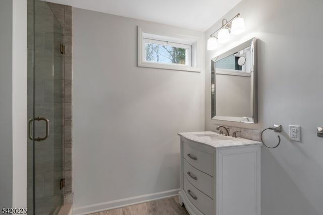 59 Scenic Ct, Hackettstown Town, NJ 07840