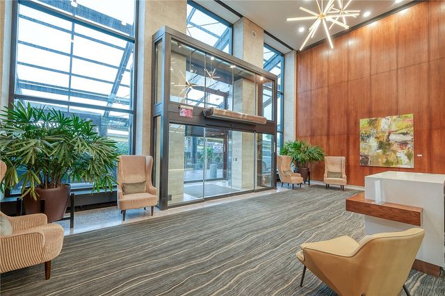 320 Fort Duquesne Blvd 10B, Pittsburgh, PA 15222