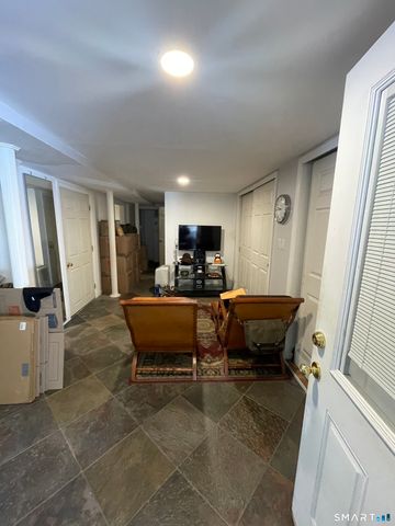 10 Purdy Road, Norwalk, CT 06850