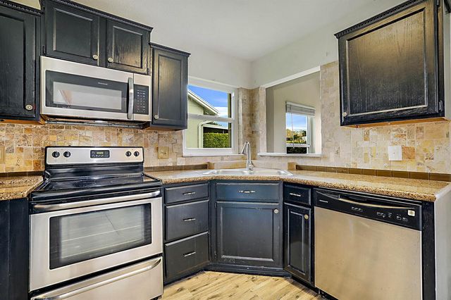 3570 Woods Walk Boulevard, Lake Worth, FL 33467