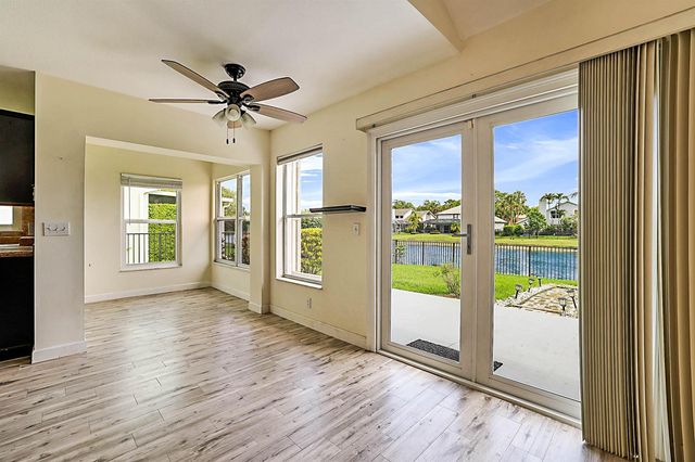 3570 Woods Walk Boulevard, Lake Worth, FL 33467
