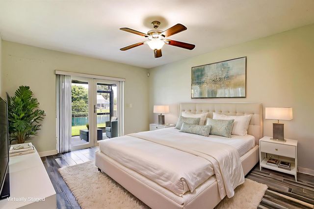3570 Woods Walk Boulevard, Lake Worth, FL 33467