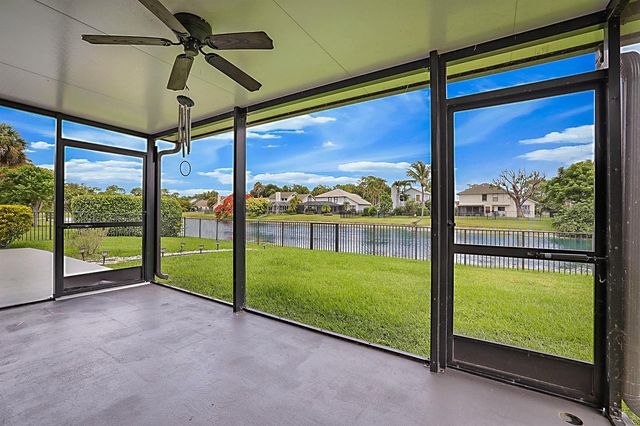 3570 Woods Walk Boulevard, Lake Worth, FL 33467