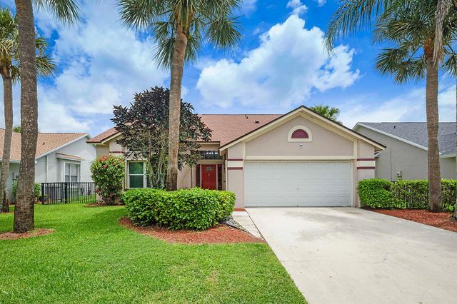 3570 Woods Walk Boulevard, Lake Worth, FL 33467