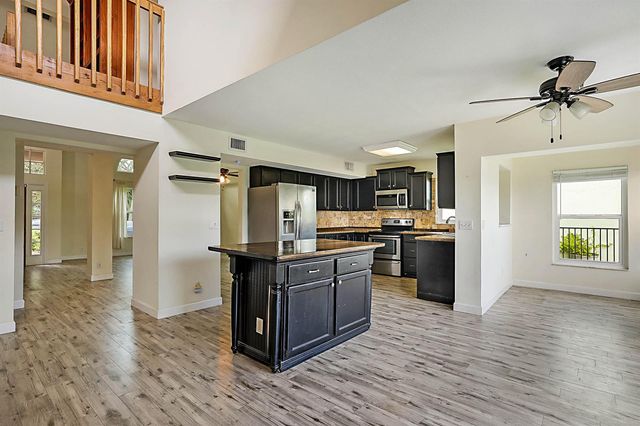 3570 Woods Walk Boulevard, Lake Worth, FL 33467
