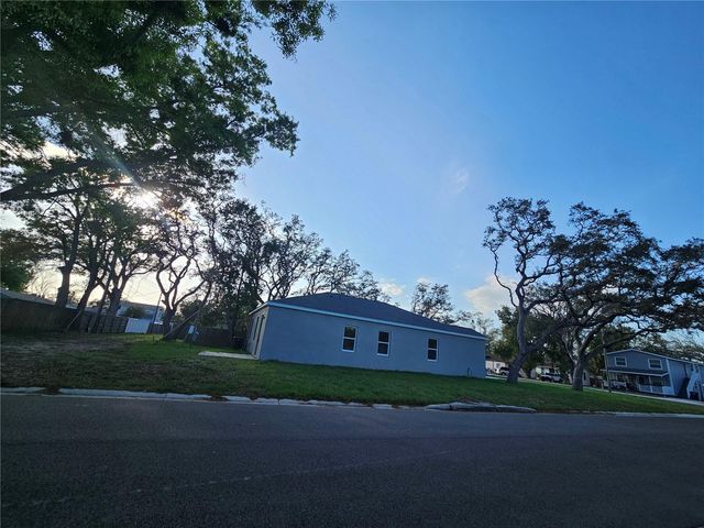 4502 42ND AVENUE N, St Petersburg, FL 33714