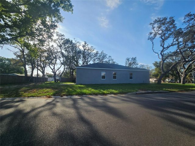 4502 42ND AVENUE N, St Petersburg, FL 33714