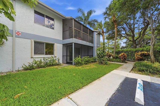 2753 S OAKLAND FOREST Drive 102, Oakland Park, FL 33309