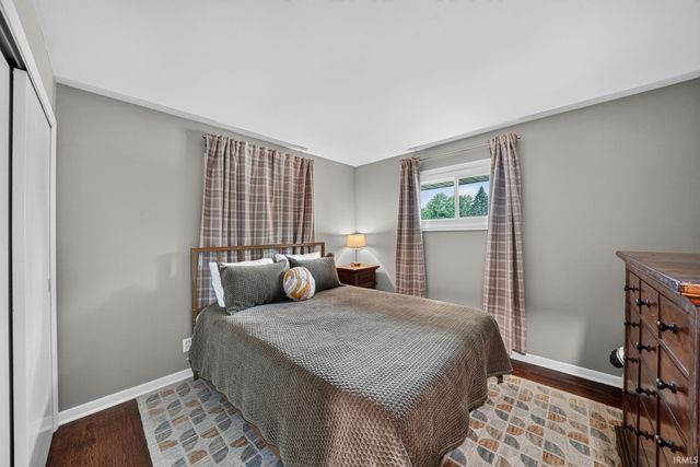 1024 E Eckman Street, South Bend, IN 46614