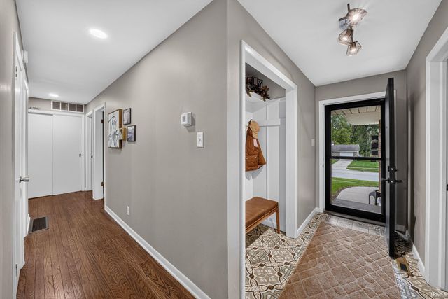 1024 E Eckman Street, South Bend, IN 46614