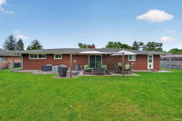 1024 E Eckman Street, South Bend, IN 46614