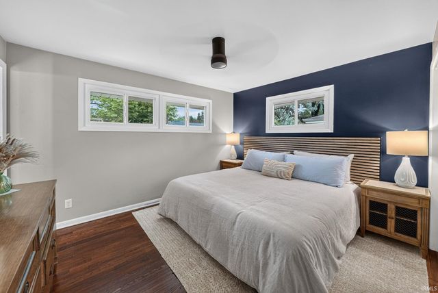 1024 E Eckman Street, South Bend, IN 46614