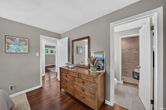 1024 E Eckman Street, South Bend, IN 46614