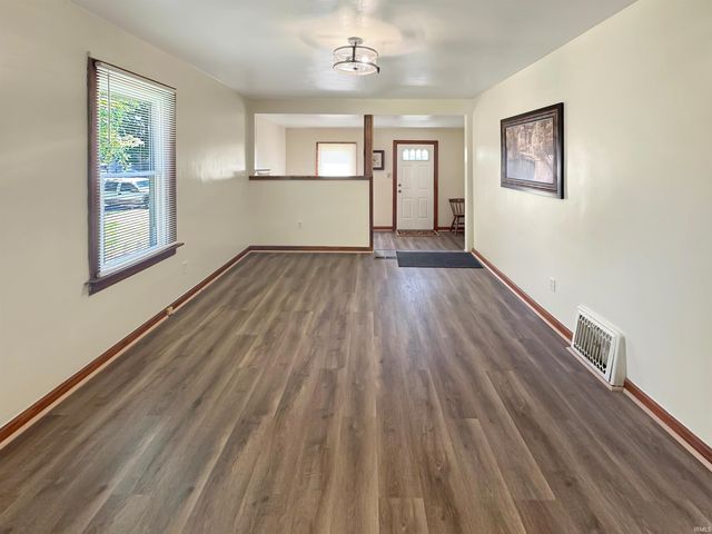 650 E Oregon Street, Evansville, IN 47711