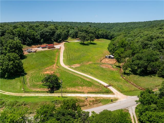 16175 N Cove Creek Wc 21 Road, Prairie Grove, AR 72753