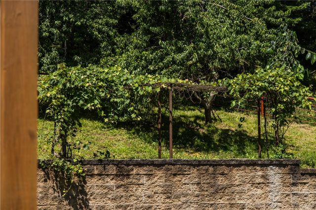 16175 N Cove Creek Wc 21 Road, Prairie Grove, AR 72753