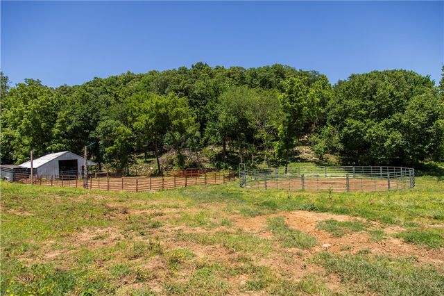 16175 N Cove Creek Wc 21 Road, Prairie Grove, AR 72753