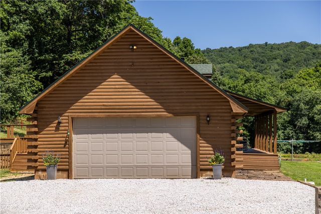 16175 N Cove Creek Wc 21 Road, Prairie Grove, AR 72753