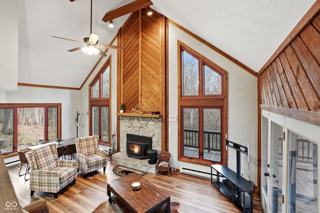 213 Victory Hill, Coatesville, IN 46121