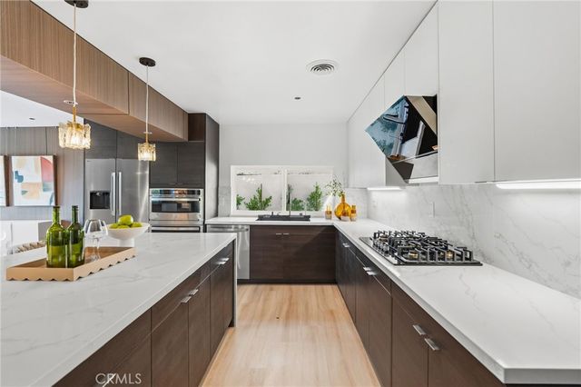 525 E Avenida San Juan, San Clemente, CA 92672