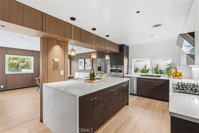 525 E Avenida San Juan, San Clemente, CA 92672