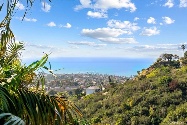 525 E Avenida San Juan, San Clemente, CA 92672