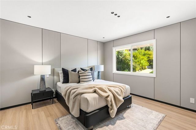 525 E Avenida San Juan, San Clemente, CA 92672