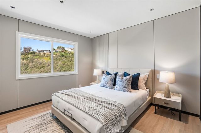 525 E Avenida San Juan, San Clemente, CA 92672