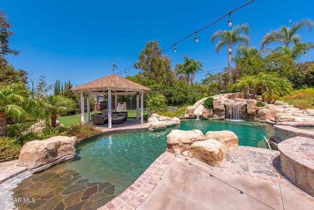 453 Highland Road, Simi Valley, CA 93065