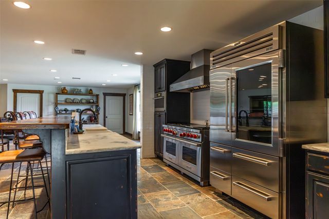 104 Private Road 216, Whitney, TX 76692