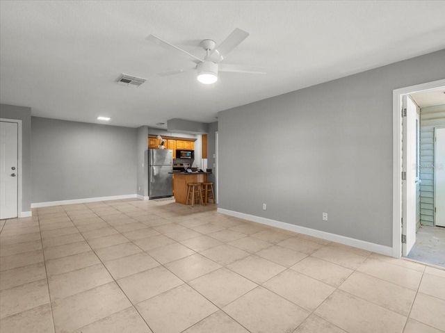 230 THORN TREE PLACE 230, Brandon, FL 33510