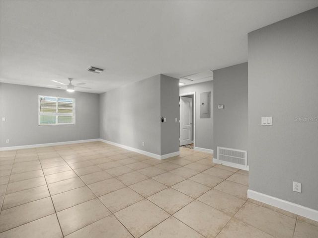 230 THORN TREE PLACE 230, Brandon, FL 33510