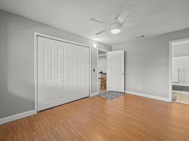 230 THORN TREE PLACE 230, Brandon, FL 33510