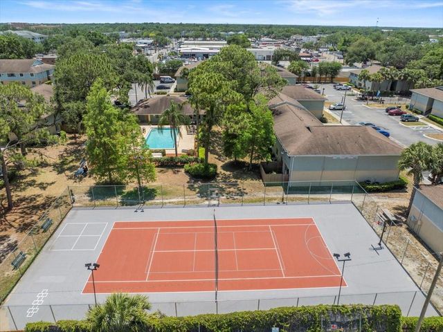 230 THORN TREE PLACE 230, Brandon, FL 33510