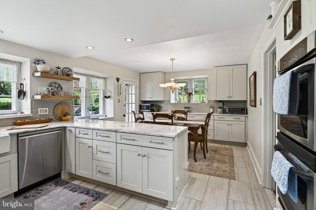 163 CREEK RD, Glen Mills, PA 19342
