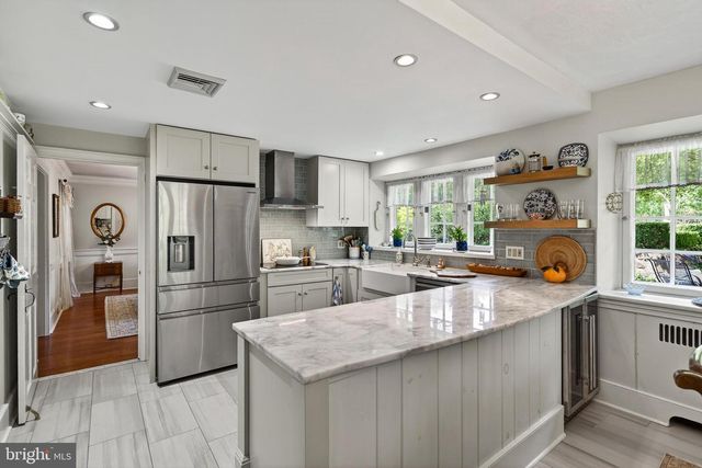 163 CREEK RD, Glen Mills, PA 19342