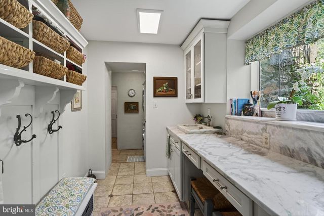 163 CREEK RD, Glen Mills, PA 19342