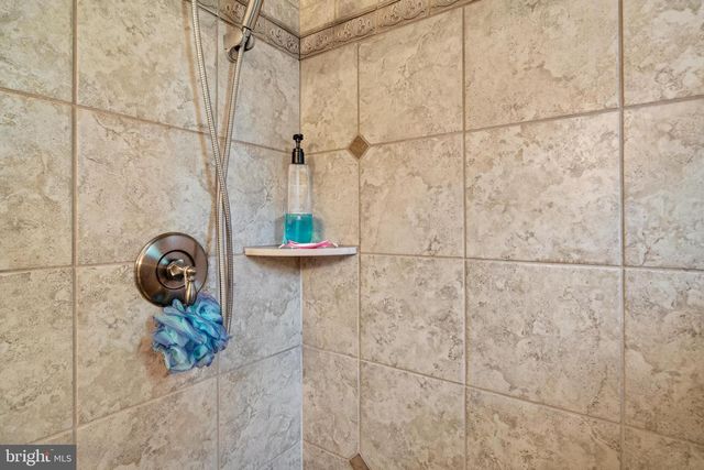 163 CREEK RD, Glen Mills, PA 19342