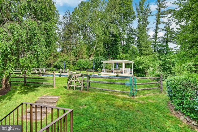 163 CREEK RD, Glen Mills, PA 19342