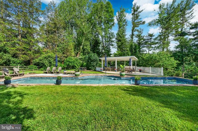 163 CREEK RD, Glen Mills, PA 19342