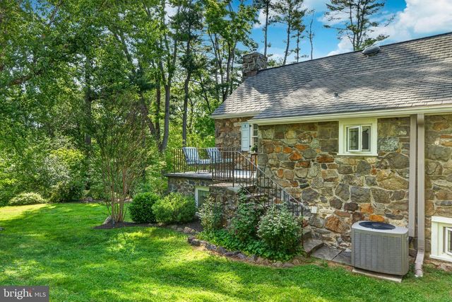 163 CREEK RD, Glen Mills, PA 19342
