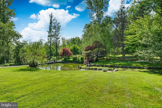 163 CREEK RD, Glen Mills, PA 19342