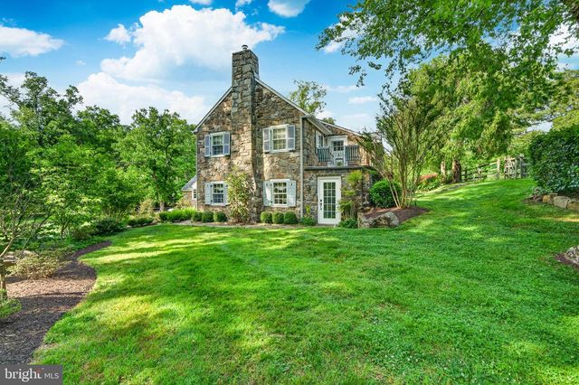163 CREEK RD, Glen Mills, PA 19342