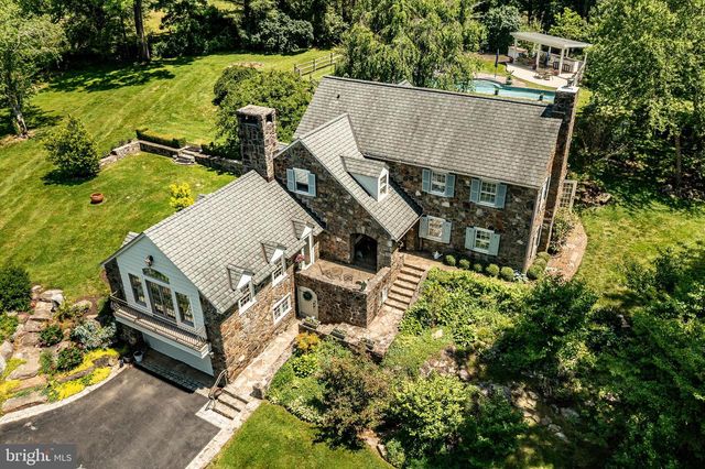 163 CREEK RD, Glen Mills, PA 19342