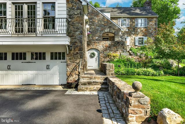 163 CREEK RD, Glen Mills, PA 19342