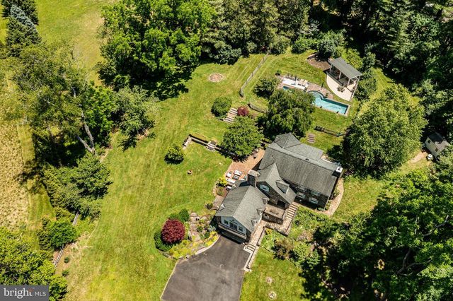163 CREEK RD, Glen Mills, PA 19342