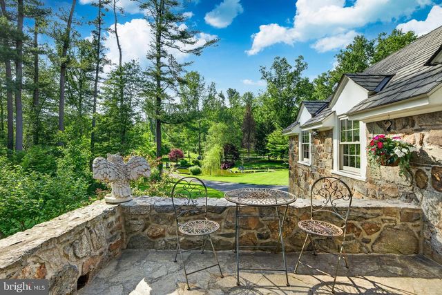 163 CREEK RD, Glen Mills, PA 19342
