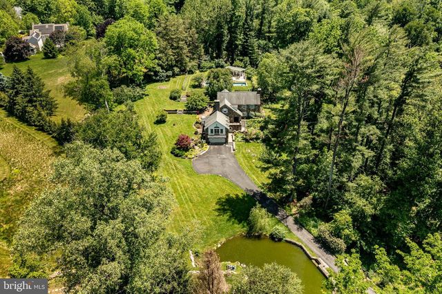 163 CREEK RD, Glen Mills, PA 19342