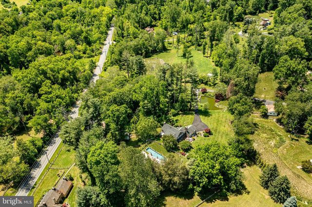 163 CREEK RD, Glen Mills, PA 19342