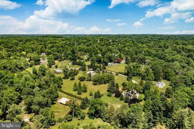 163 CREEK RD, Glen Mills, PA 19342